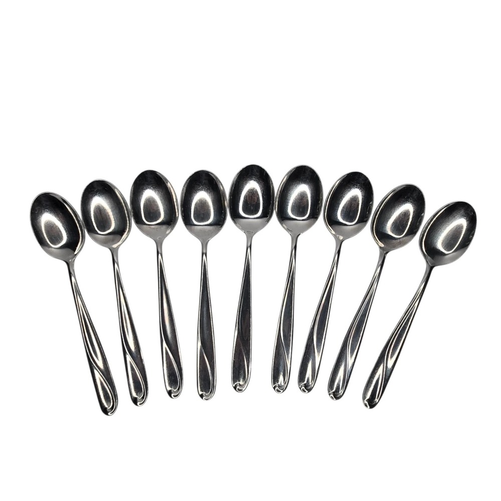 Reed & Barton EDGARTOWN Stainless Steel Flatware 9 Tablespoons / Place Spoons